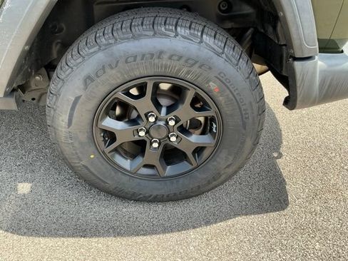 Used 2021 Jeep Wrangler Sport AWD/4WD image 10