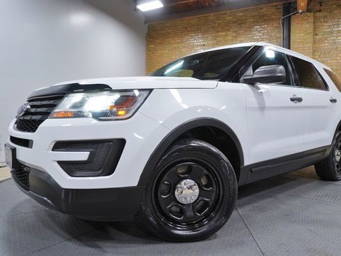 Used 2017 Ford Explorer 4WD Police Interceptor image 1