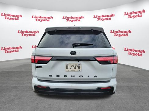 Used 2024 Toyota Sequoia Platinum image 26