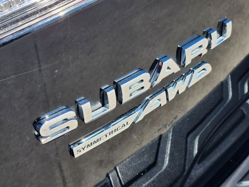 Used 2023 Subaru Forester Limited AWD/4WD image 10