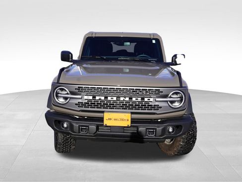 Certified 2025 Ford Bronco Badlands AWD/4WD image 12