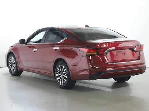 Used 2023 Nissan Altima 2.5 SV AWD/4WD image 38