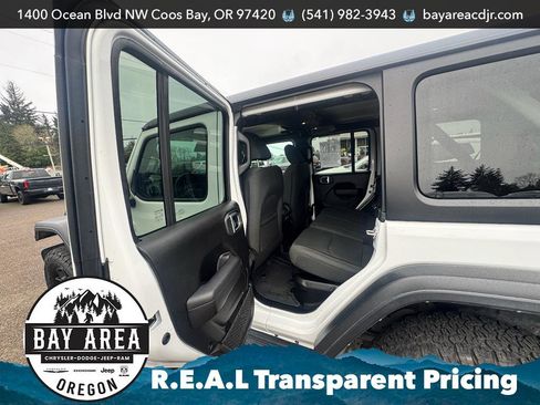 Used 2024 Jeep Wrangler Willys image 15