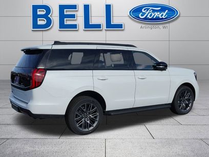 New 2026 Ford Expedition Platinum w/ Stealth Appearance Package