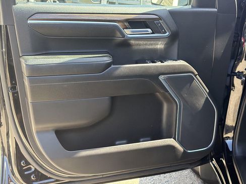Used 2022 Chevrolet Silverado 1500 LT RWD image 21