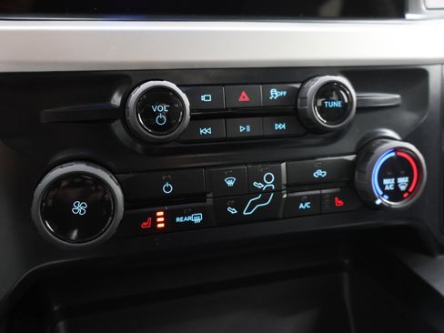 Used 2025 Ford F350 XLT w/ Black Appearance Package AWD/4WD image 49