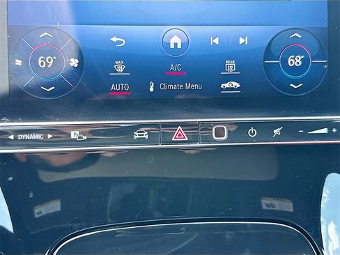 Used 2023 Mercedes-Benz C 300 Sedan image 17