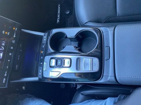 Used 2022 Hyundai Tucson Limited image 23
