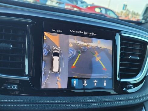 Certified 2020 Chrysler Pacifica Limited w/ Advanced Safetytec Group image 10