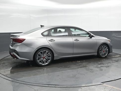 Used 2023 Kia Forte GT image 4