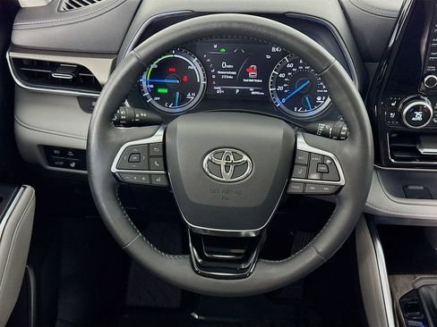 Used 2020 Toyota Highlander Limited image 33