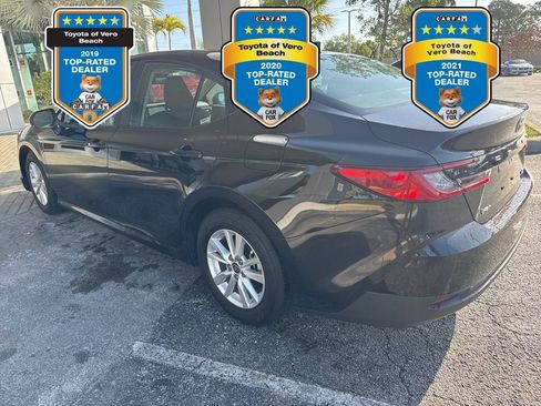 Used 2026 Toyota Camry LE image 4