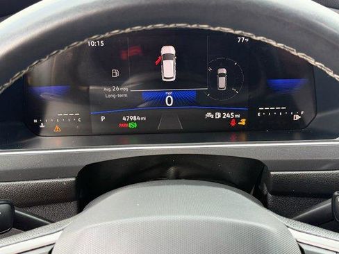 Used 2023 Volkswagen Tiguan SE w/ Panoramic Sunroof Package image 34