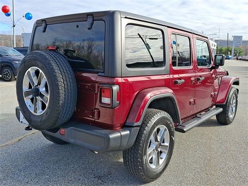 Certified 2022 Jeep Wrangler Unlimited Sahara w/ Cold Weather Group image 25