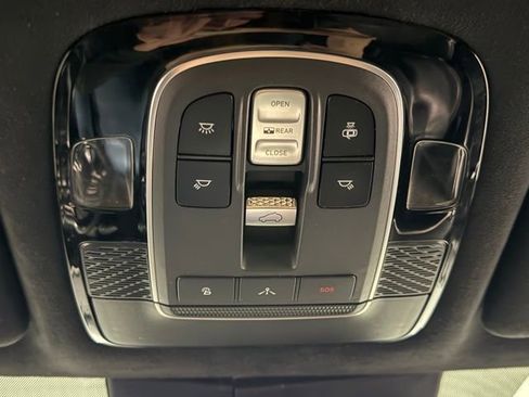 Used 2020 Hyundai Palisade Limited image 32