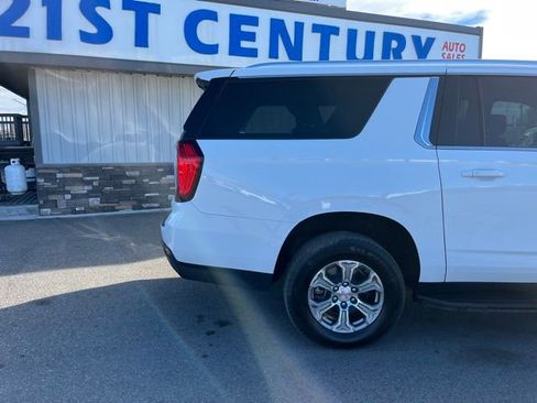 Used 2023 GMC Yukon XL SLE w/ Max Trailering Package AWD/4WD image 11
