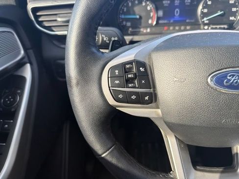 Used 2021 Ford Explorer Limited w/ Equipment Group 301A AWD/4WD image 22