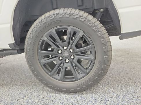 Certified 2024 Ford F150 Platinum w/ FX4 Off-Road Package AWD/4WD image 5