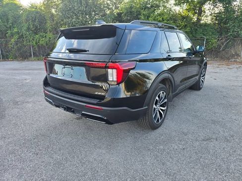 Used 2026 Ford Explorer ST-Line AWD/4WD image 3