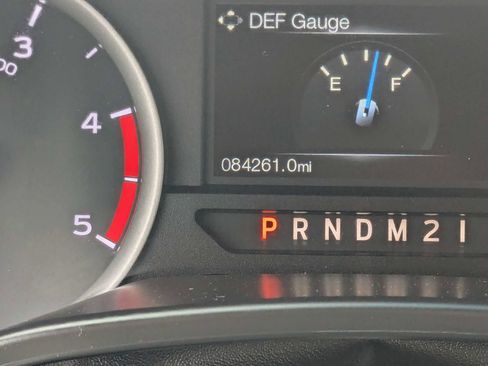 Used 2018 Ford F250 XLT w/ FX4 Off-Road Package AWD/4WD image 32