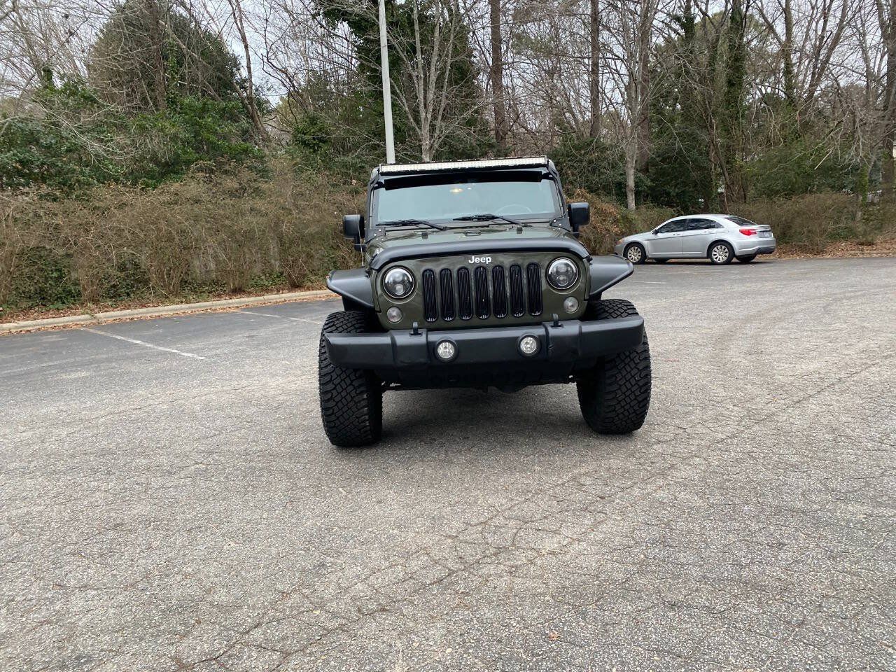 Used 2015 Jeep Wrangler Unlimited Rubicon AWD/4WD image 2