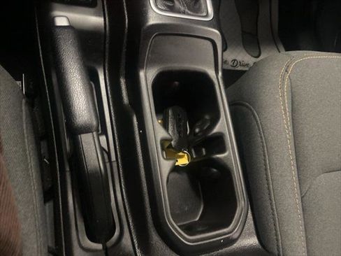 Certified 2024 Jeep Wrangler Sport image 30