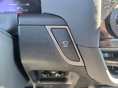 Used 2024 Lexus GX 550 image 26