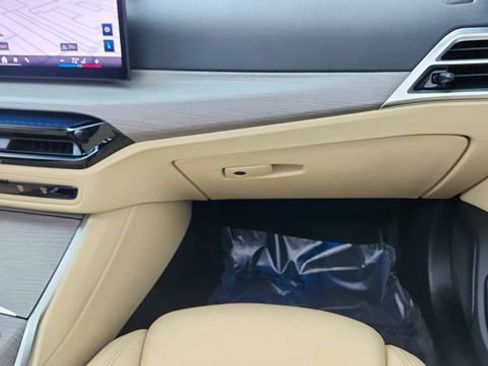Used 2025 BMW i4 eDrive40 w/ Premium Package RWD image 36