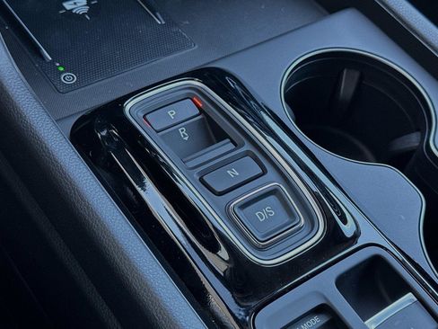 New 2025 Honda Pilot EX-L image 16