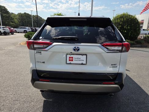 Used 2022 Toyota RAV4 XSE w/ XSE Grade Weather Package AWD/4WD image 11
