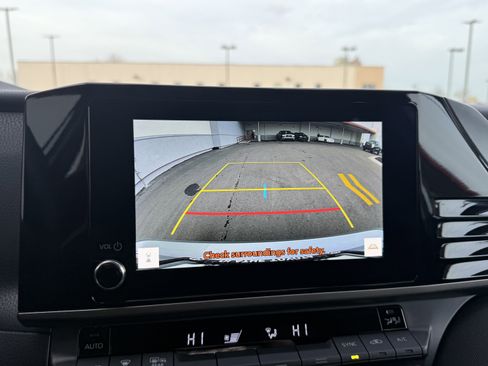 Certified 2025 Toyota Camry LE image 11