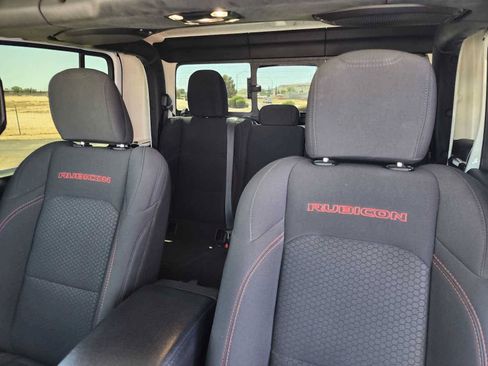 Used 2021 Jeep Gladiator Rubicon AWD/4WD image 19
