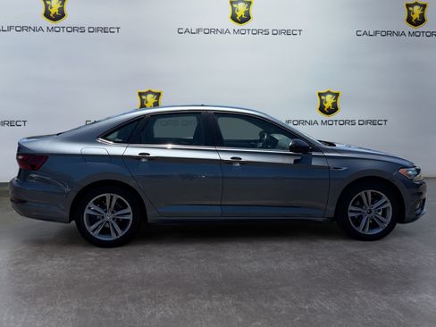 Used 2021 Volkswagen Jetta R-Line FWD image 6