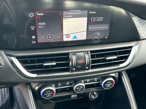 Used 2022 Alfa Romeo Giulia Sprint image 16