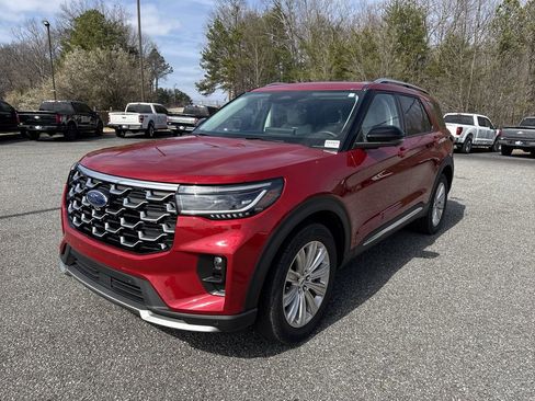 Used 2025 Ford Explorer Platinum w/ LUX Leather Package image 3