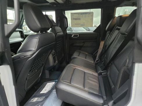 New 2025 Ford Bronco Badlands AWD/4WD image 10