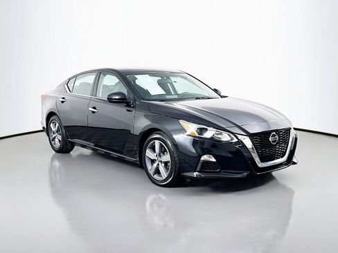 Used 2019 Nissan Altima 2.5 S FWD image 7