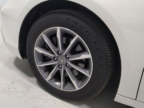 Used 2018 Acura TLX w/ Technology Package FWD image 31