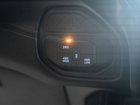 New 2026 RAM 2500 Limited AWD/4WD image 29
