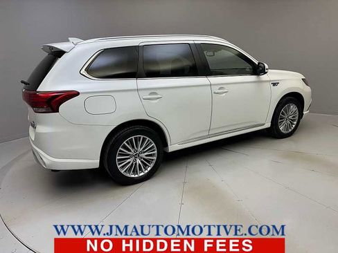 Used 2019 Mitsubishi Outlander SEL image 5