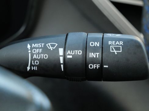 Certified 2025 Toyota Sequoia Platinum AWD/4WD image 32