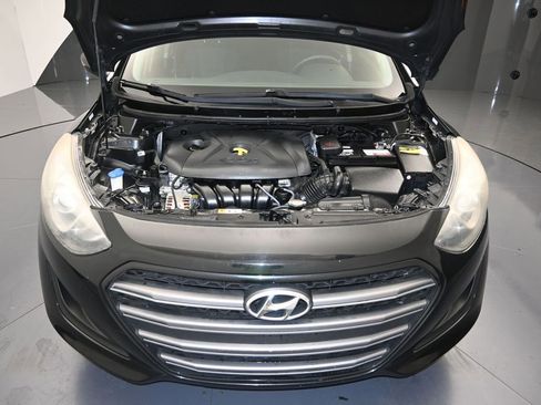 Used 2016 Hyundai Elantra GT FWD image 26