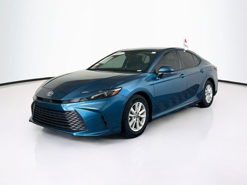 Certified 2025 Toyota Camry LE w/ Convenience Package FWD image 7