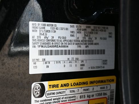 Used 2024 Ford Expedition Limited AWD/4WD image 27