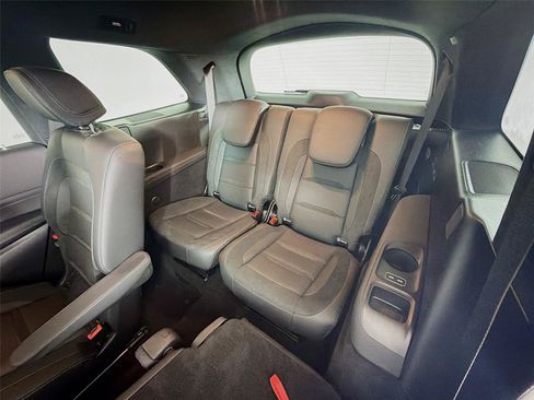 Used 2024 Mercedes-Benz GLS 63 AMG 4MATIC image 21