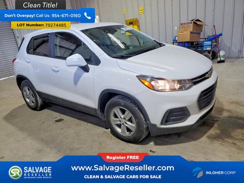 Used 2020 Chevrolet Trax LS w/ Tint and Cruise Package image 5