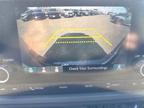 Used 2024 Honda CR-V EX image 8