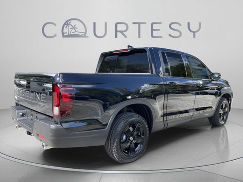 New 2026 Honda Ridgeline Black Edition image 7