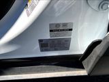 Certified 2023 GMC Acadia SLE w/ Driver Convenience Package image 3