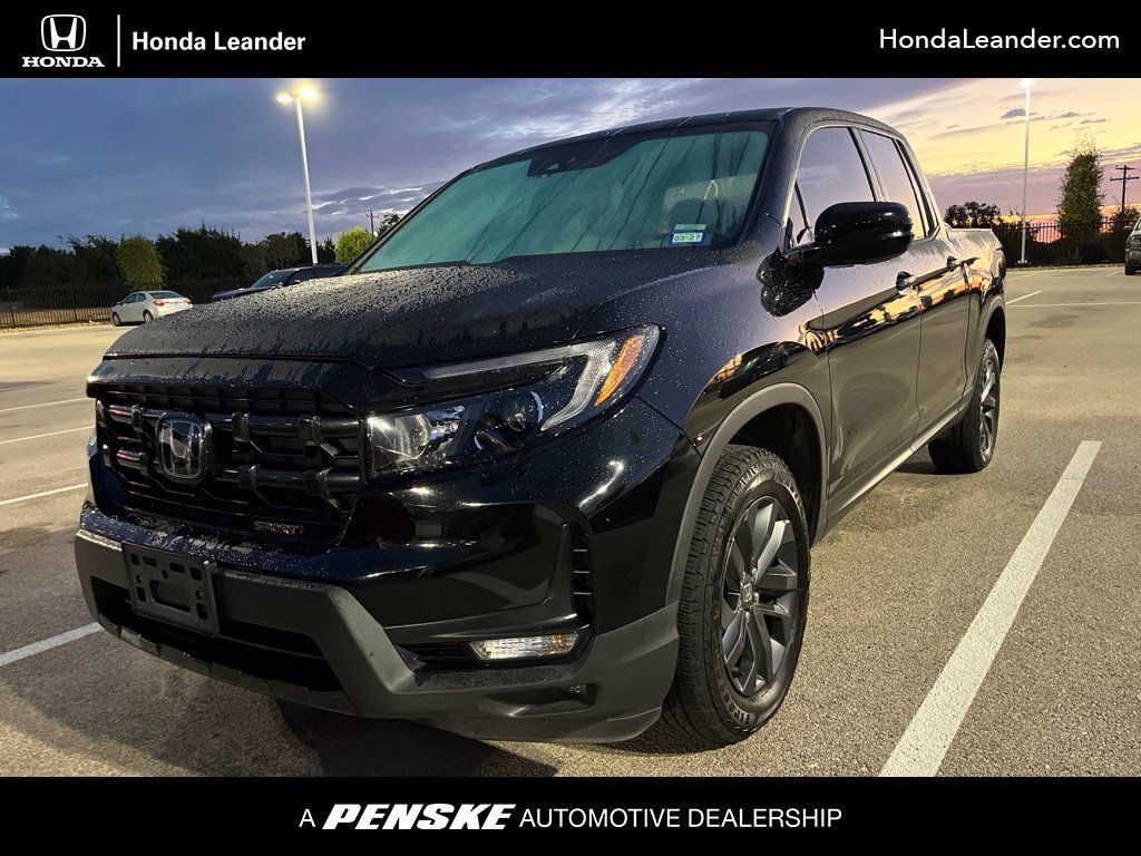 Used 2024 Honda Ridgeline Sport image 1